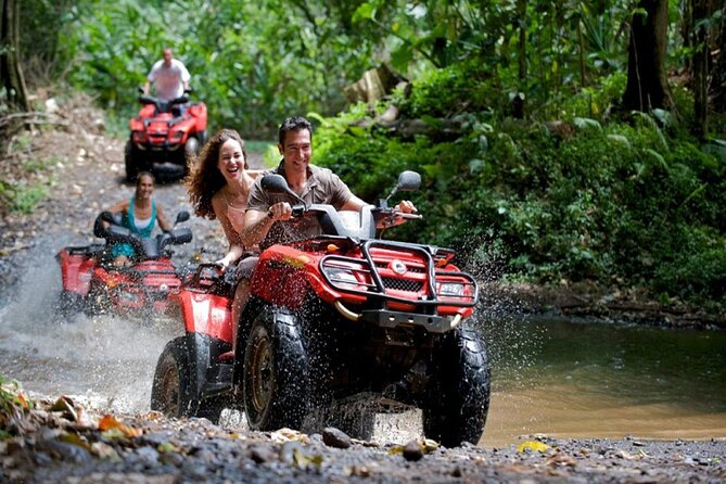 4x4 Adventure Tour, Mountains and Paradise Beaches with Food - Montaña Redonda and the safari truck climb