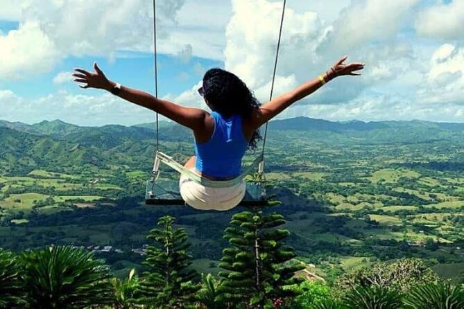 4x4 Adventure Tour, Mountains and Paradise Beaches with Food - Food, drinks, transport, and group size