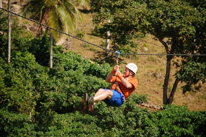 6 in 1 tours Full Day Safari, Zipline, Buggies and Horse Riding - Horseback riding and the river stop