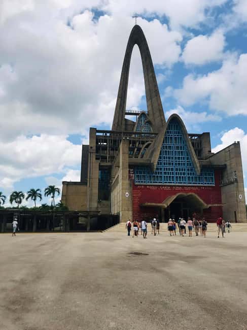 All-Inclusive Day Trip from Punta Cana: DR Culture Immersion - Higüey and the Basilica of Our Lady of Altagracia