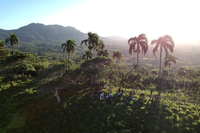 Anamuya Mountains Small Group Walking Tour - Guide quality and the small-group feel