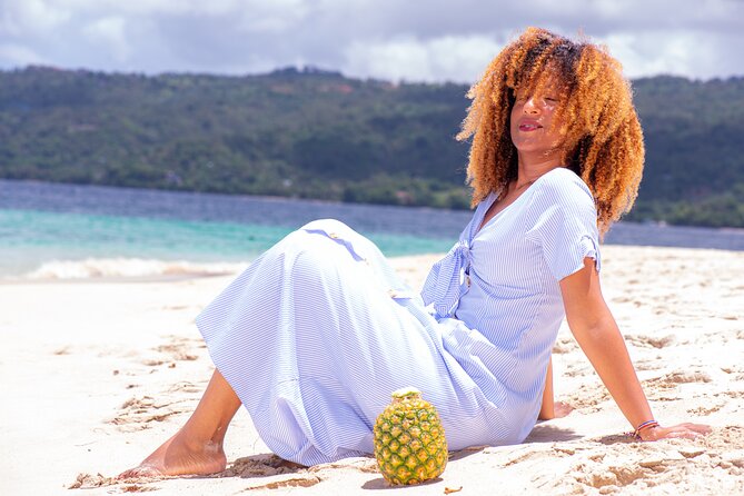 Bacardi Island Excursion with Catamaran, Beach and Lunch - The 30-minute natural-pool stop