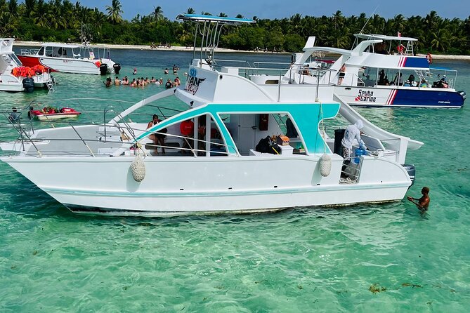 Bavaro Punta Cana EN boat party with drinks and transportation - Drinks, snacks, and the age rule