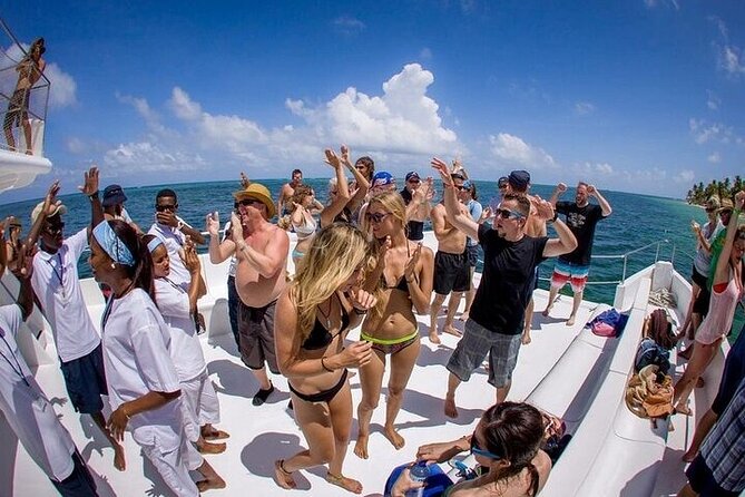 Boat Party with Drinks and Snacks with Transportation Included - What to bring and how to prepare