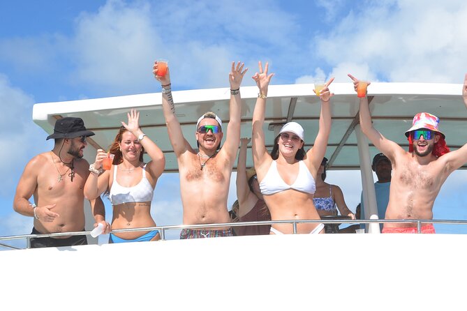 Boots and Booze in Punta Cana, A COUNTRY Party Boat Cruise - The natural pool stop gives the cruise its easy middle hour
