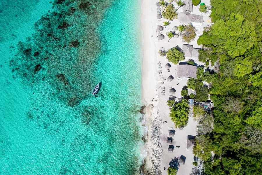 Catalina Island Full-Day Snorkeling + Lunch from Punta Cana - Three hours for lunch, swimming, and island time
