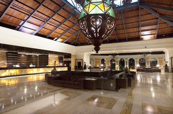 CHIC by Royalton All Exclusive Resort - Round Trip Shuttle - Punta Cana Airport - Family use, car seats, and group comfort