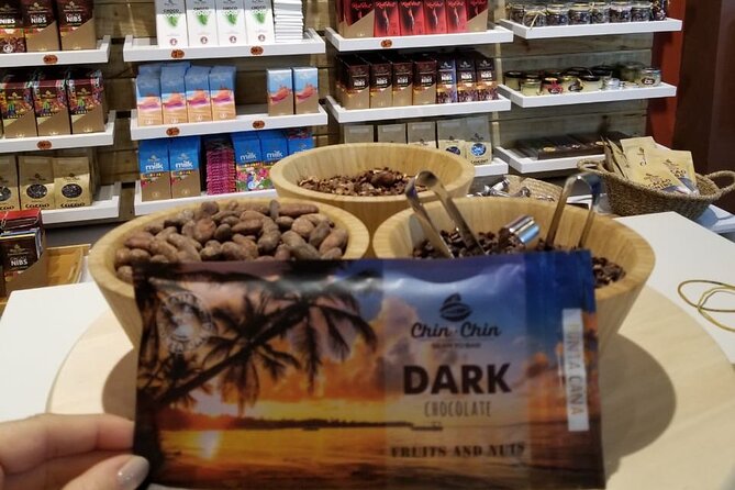 Discover Dominican Treasures: Rum, Cigars, Coffee & Chocolate - Rum and Mamajuana add a distinctly Dominican note