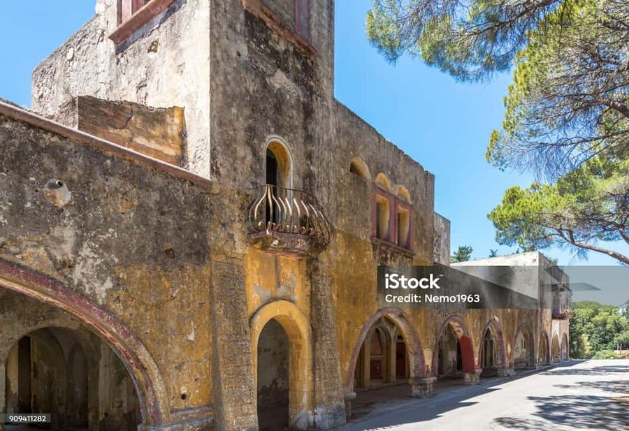 Discover Santo Domingo: A Day Trip from Punta Cana - Larimar, El Conde Street, and a Dominican lunch