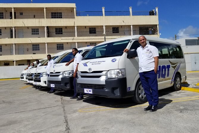 Dominican's Airport Transfer (Bavaro, Punta Cana, La Romana ) - What the 30-minute Punta Cana transfer feels like