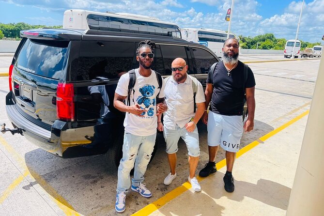 Exclusive Private Transportation from the Airport - Hotel in Punta Cana - Communication that helps you get started