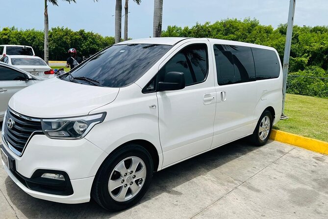 Exclusive Private Transportation from the Airport - Hotel in Punta Cana - A useful choice for split arrivals