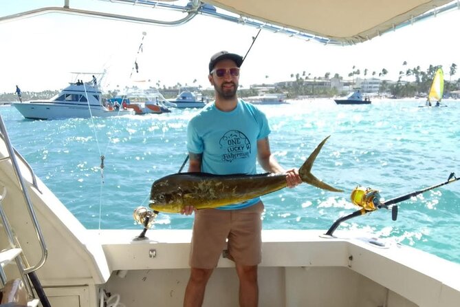 FISHING PRO CHARTERS - Boat Excursion – Mar-Quesa - Food, drinks, and the practical onboard routine