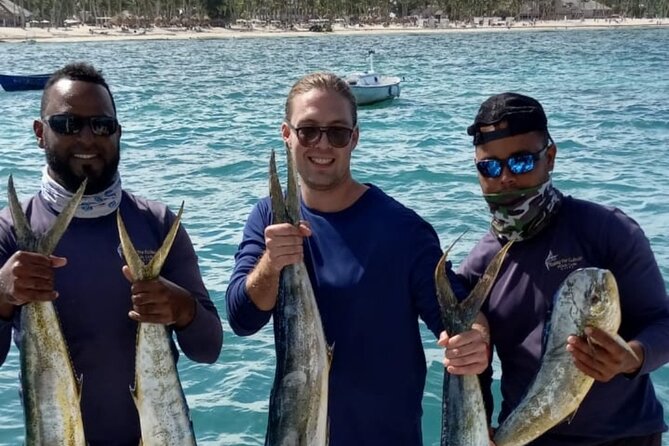 FISHING PRO CHARTERS - Boat Excursion - Sobre Las Olas - Who will enjoy this charter most