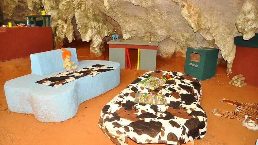 Flintstones Buggy, Cave and Adventure in Bavaro - Fantasy Cave and its rough natural interior