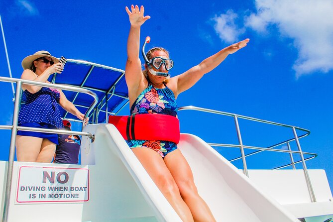 Float & Feast Private Party Cruise with Premium Buffet & Open Bar - Key points before you book