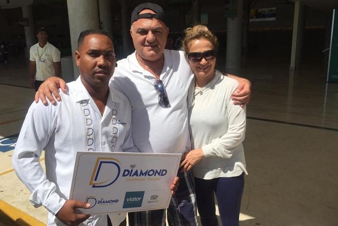 From and to Punta Cana airport(PUJ)<=>All places and hotels in Bávaro Punta Cana - The main weakness: airport meeting-point confusion