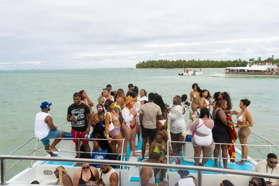 From Bavaro, Punta Cana: Boat Party, Snorkeling, Drinks, Snacks, and Transportation - Music, Drinks, and Snacks Between Stops