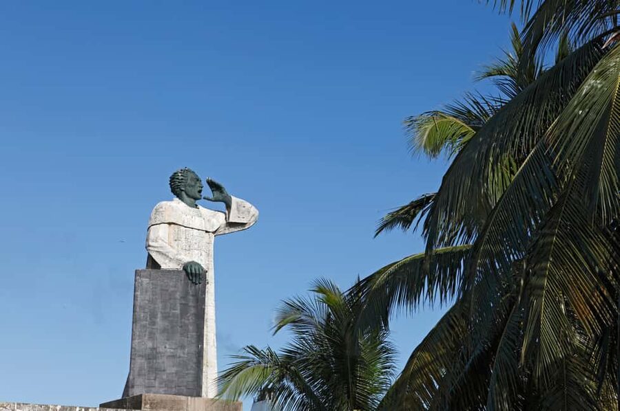 From Punta Cana: Full-Day Santo Domingo City Tour - The modern capital before the old city