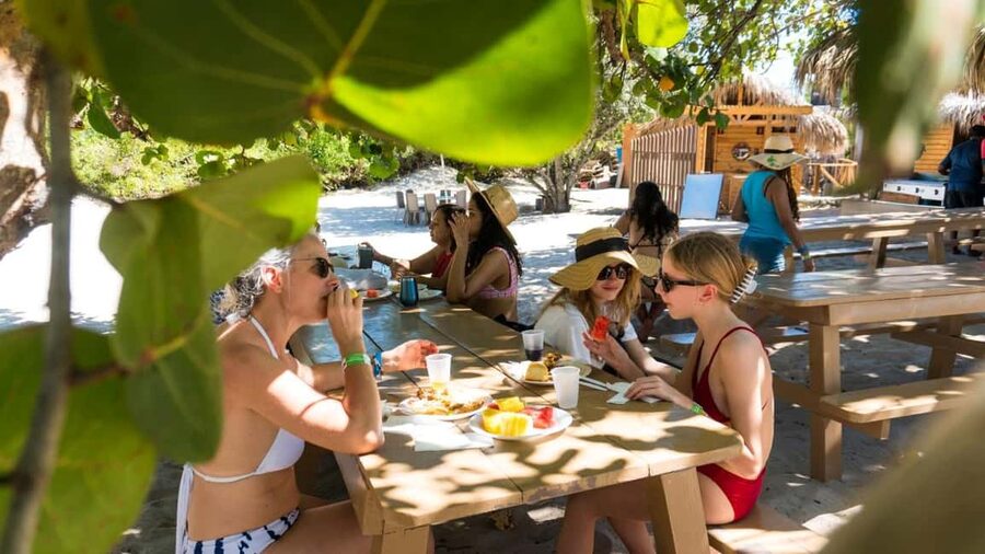 From Punta Cana or Bayahibe: Catalina Island with Snorkeling - Is $58 a fair price?