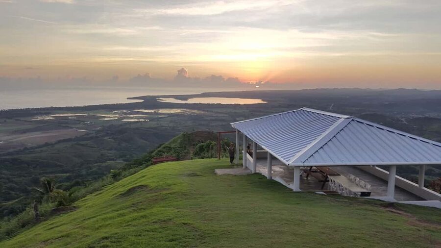 From Punta Cana: Redonda Mountain & Emerald Coast Tour - Why Montaña Redonda is worth the early start