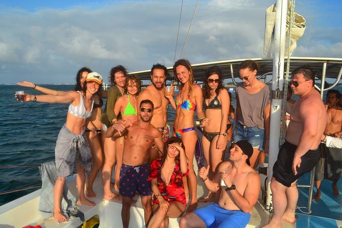 Full-Day Cruise to Saona Island - Natural pool and lunch - Speedboat to Playa Palmilla’s Natural Pool
