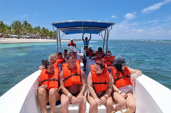 Full Day Island Tour in Isla Saona from Punta Cana - Catamaran Music and the Speedboat Return