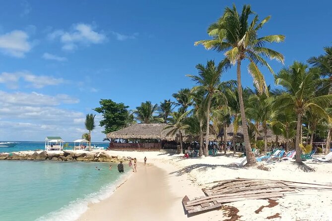 Full Day Private Tour of Bayahibe, Cotubanamá and Saona Island - Abanico and the second side of Saona
