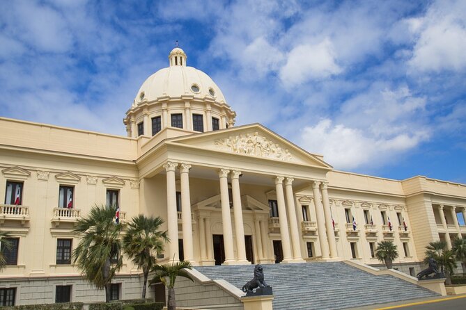 Full day Santo Domingo - Shared tour - The Museum of the Royal Houses and Calle Las Damas
