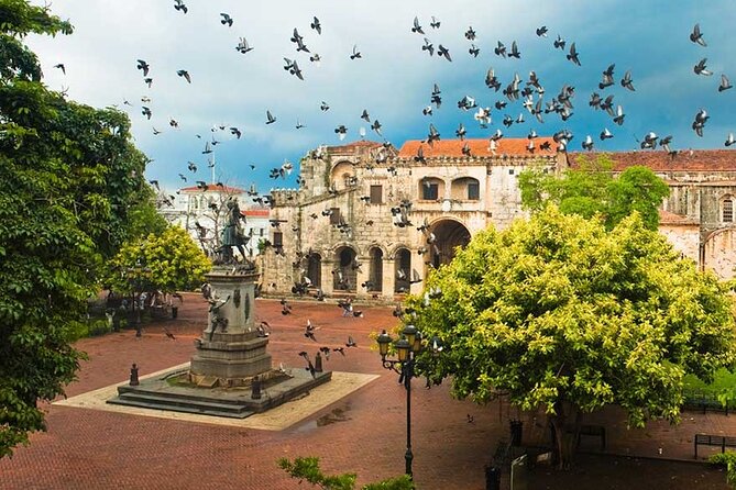 Full-day Santo Domingo Tour with Roundtrip Transfer from Airport to Hotel - The Columbus Lighthouse is large, symbolic, and brief