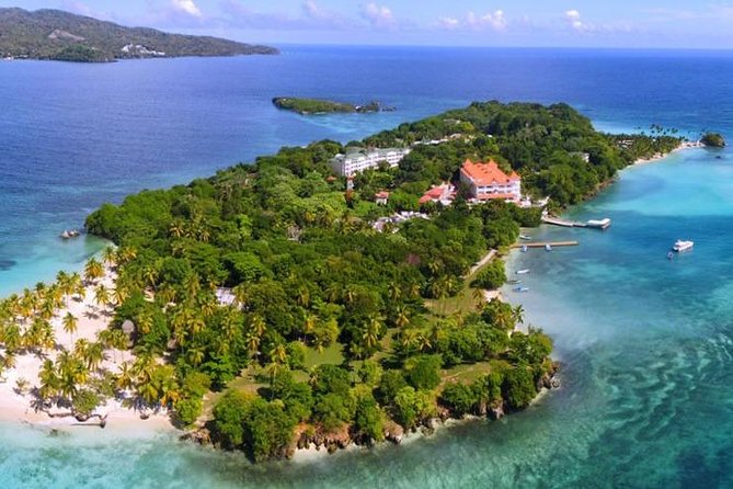 Full day tour to samana bay from punta cana - Arriving at Samana Bay by boat