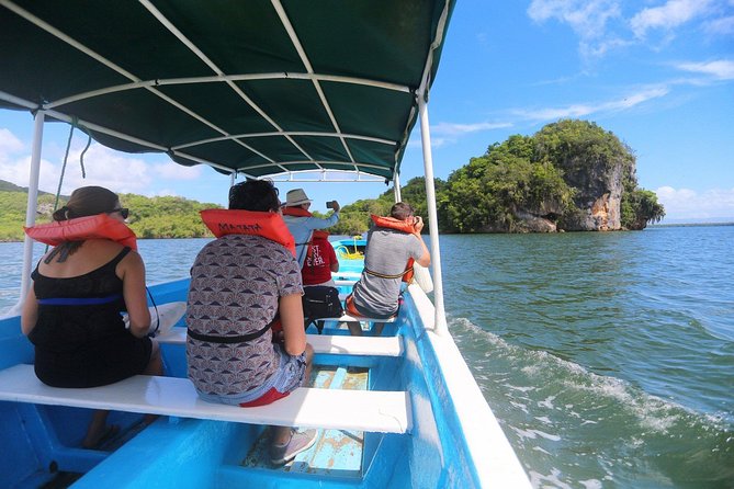 Full-Day Trip to Limon Waterfall and Bacardi Island - El Limón Waterfall and the ride uphill