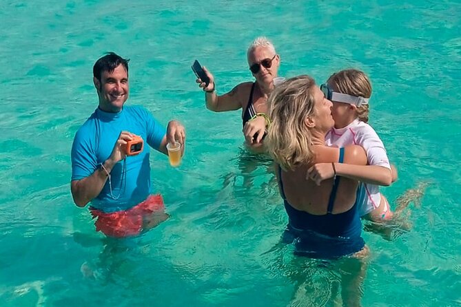 Guided Saona Island Tour in Punta Cana - Lunch, drinks, and the real value of $95