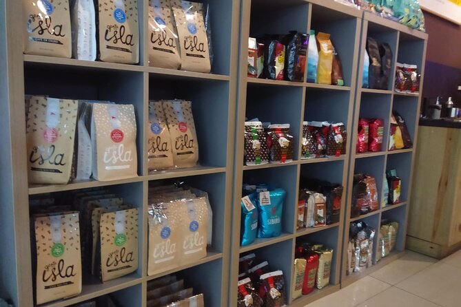 Guided Shopping Tour - Rum tasting, chocolate factory, Cigar factory - Pottery, painting, and Dominican craftwork