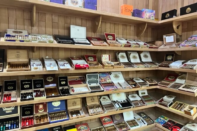 Guided Shopping Tour to Bella Mare Store (Cigars, Chocolate, Rum and Souvenirs) - Pickup is convenient when communication is clear