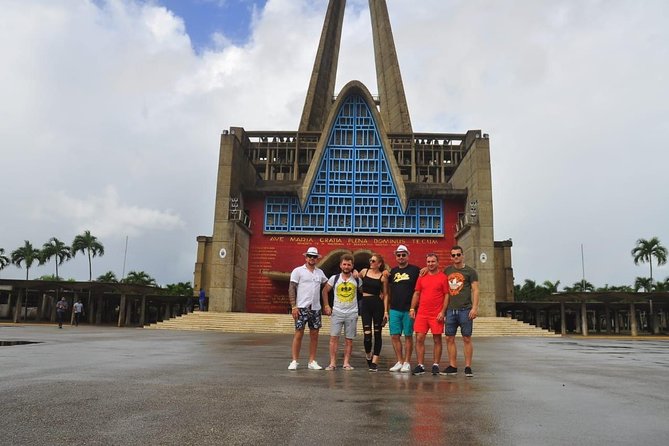 Half Day Dominican Safari for all Family - A public school and a closer look at local routines