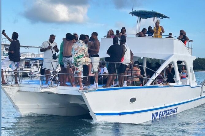 Hip Hop adult only Party Boat with Unlimited drinks and Sandbar - What the Punta Cana party boat is really about