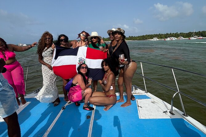 Hip Hop adult only Party Boat with Unlimited drinks and Sandbar - Weather is the main practical risk