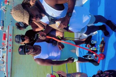 Hip Hop Adult Only Party Boat with Unlimited drinks & Sandba stop