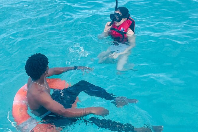 Hip hop party boat cruise & Snorkel: Wonderful time in Punta Cana - Dolphin watching and the shallow-water stop