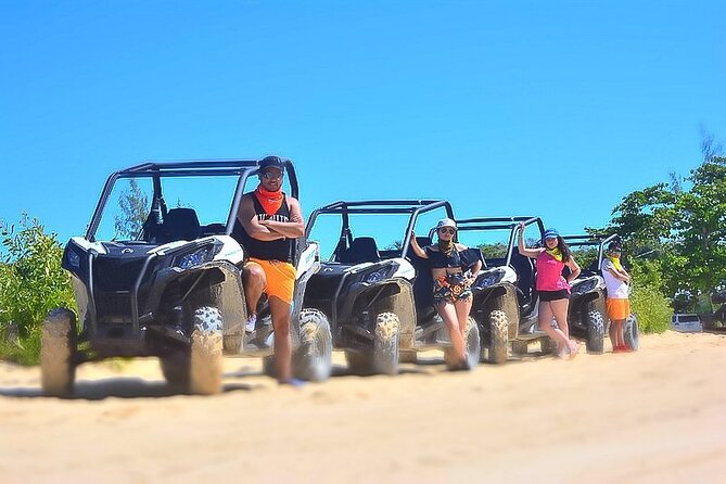 Hip Hop Party Boat & Snorkeling Punta Cana - Adults Only - The natural pool and floating bar