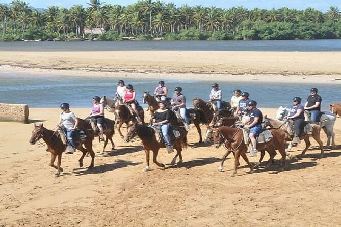 Horseback Riding to Maimon River from Punta Cana - Morning or afternoon: which departure fits you?