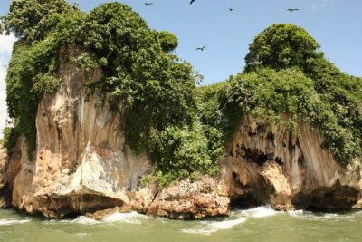 Los Haitises National Park, Montaña Redonda & Bacardi Island