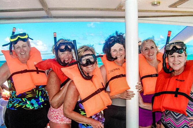 Luxury Private Family Sailing Tour in Punta Cana - What the crew adds to the experience