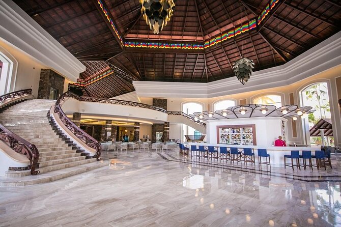 Majestic Mirage - Round Trip Shuttle - Punta Cana Airport - Why the resort gates matter