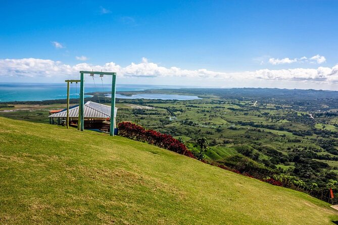 Montaña Redonda & Horseback Riding 2-in-1 Tour from Punta Cana - A Dominican lunch above the mountain