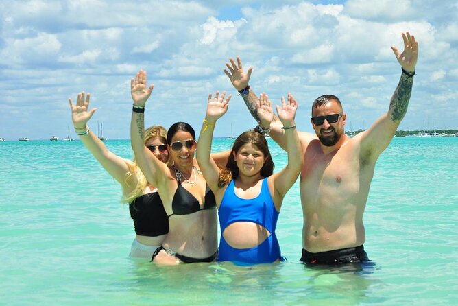 Perfect Day at Saona Island by Speedboat - Completely Private - The natural pool in the middle of the sea