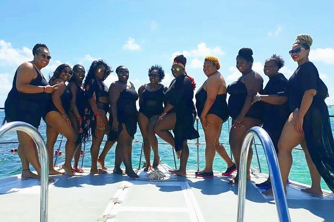 Private Adult Only Hip Hop Party Boat with Live DJ - What the $79 price gives you