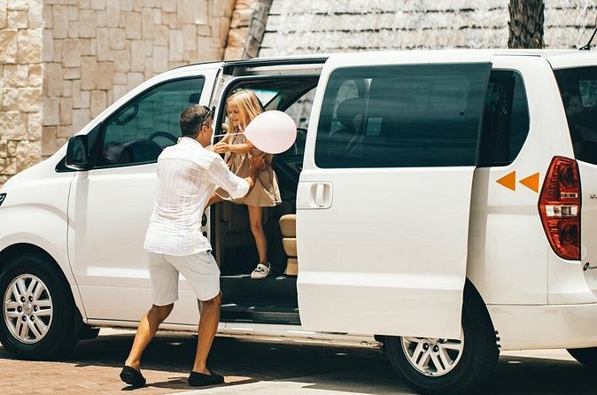 Private Airport Punta Cana to La Romana Bayahibe or Casa de Campo Resort Area - Service details that matter after a long flight