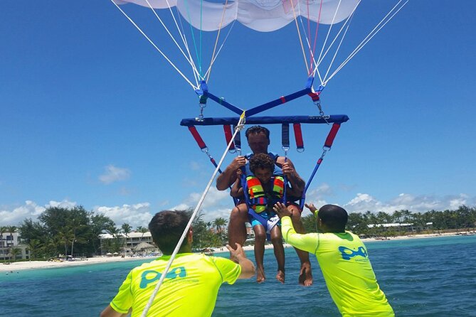 Private Catamaran + Private Parasailing - up to 20 passengers - Hotel pickup and what to wear